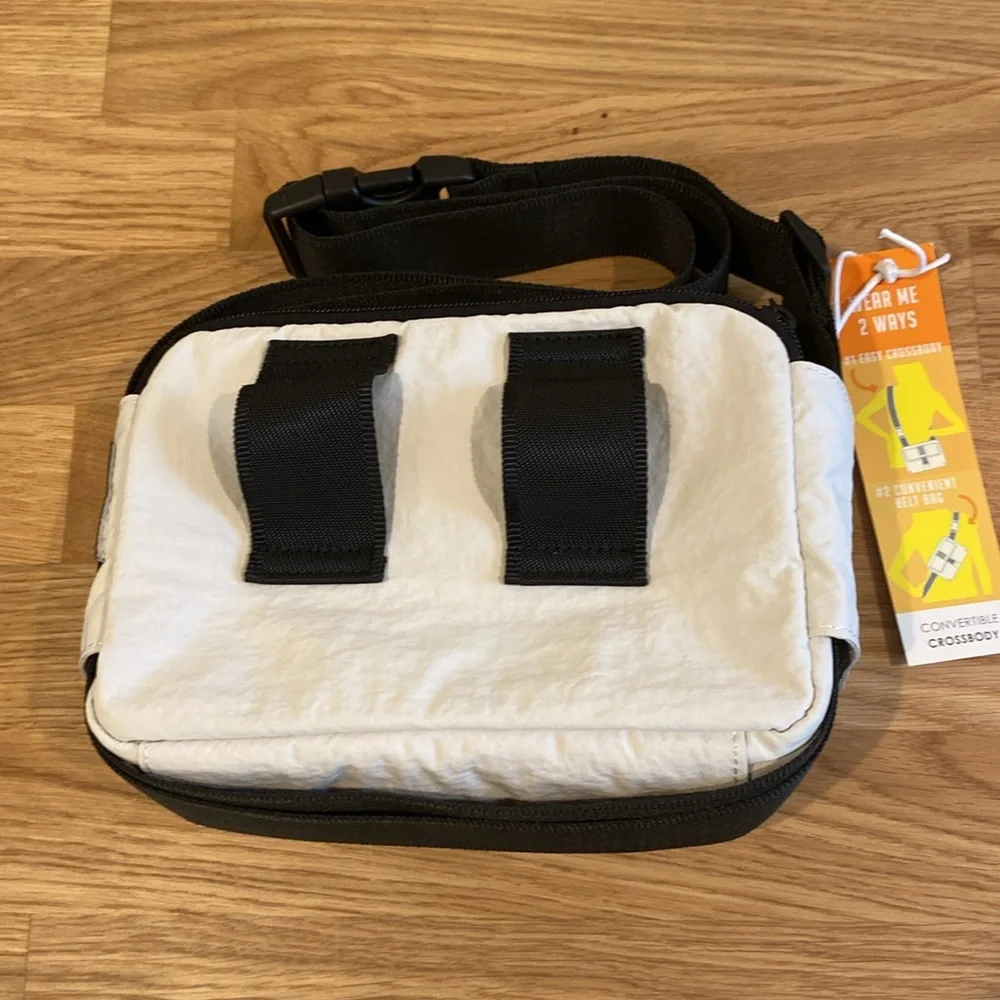 NWT C&C California Convertible Crossbody - Picture 4 of 4